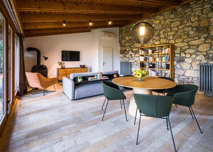 Kali Art 4* Köveskál