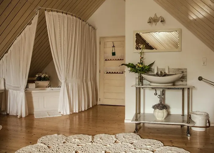 Kali Art Hotel Köveskál