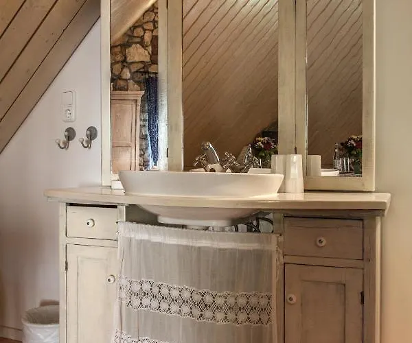 Káli Art Panzió Szálloda 4*