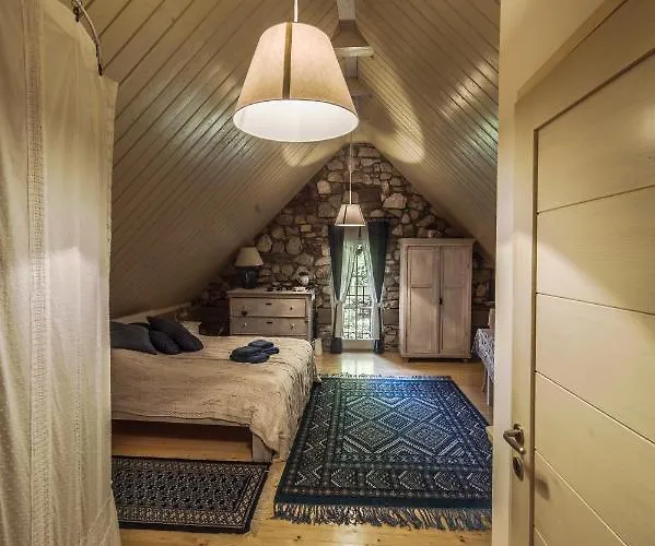 Kali Art 4* Köveskál